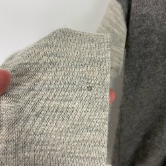 Anthropologie Alpaca Wool Boulders Grey V-Neck Knit Sweater Size XS Bohemian Top - Picture 12 of 13